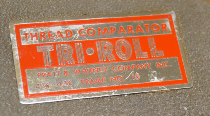 Tri-Roll Thread Comparator