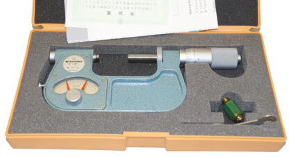 Mitutoyo Indicating Micrometer 1-2" w- Standard 510-106